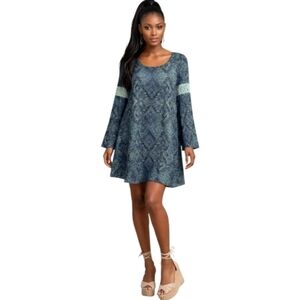 Sun & Shadow Blue and Green Patterned Dress. Size XS.